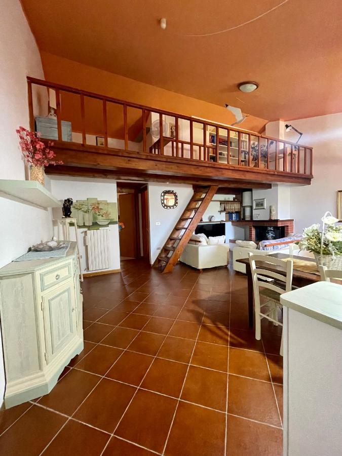 Amazing House 10 Min By Car From The Beach Olbia Ngoại thất bức ảnh