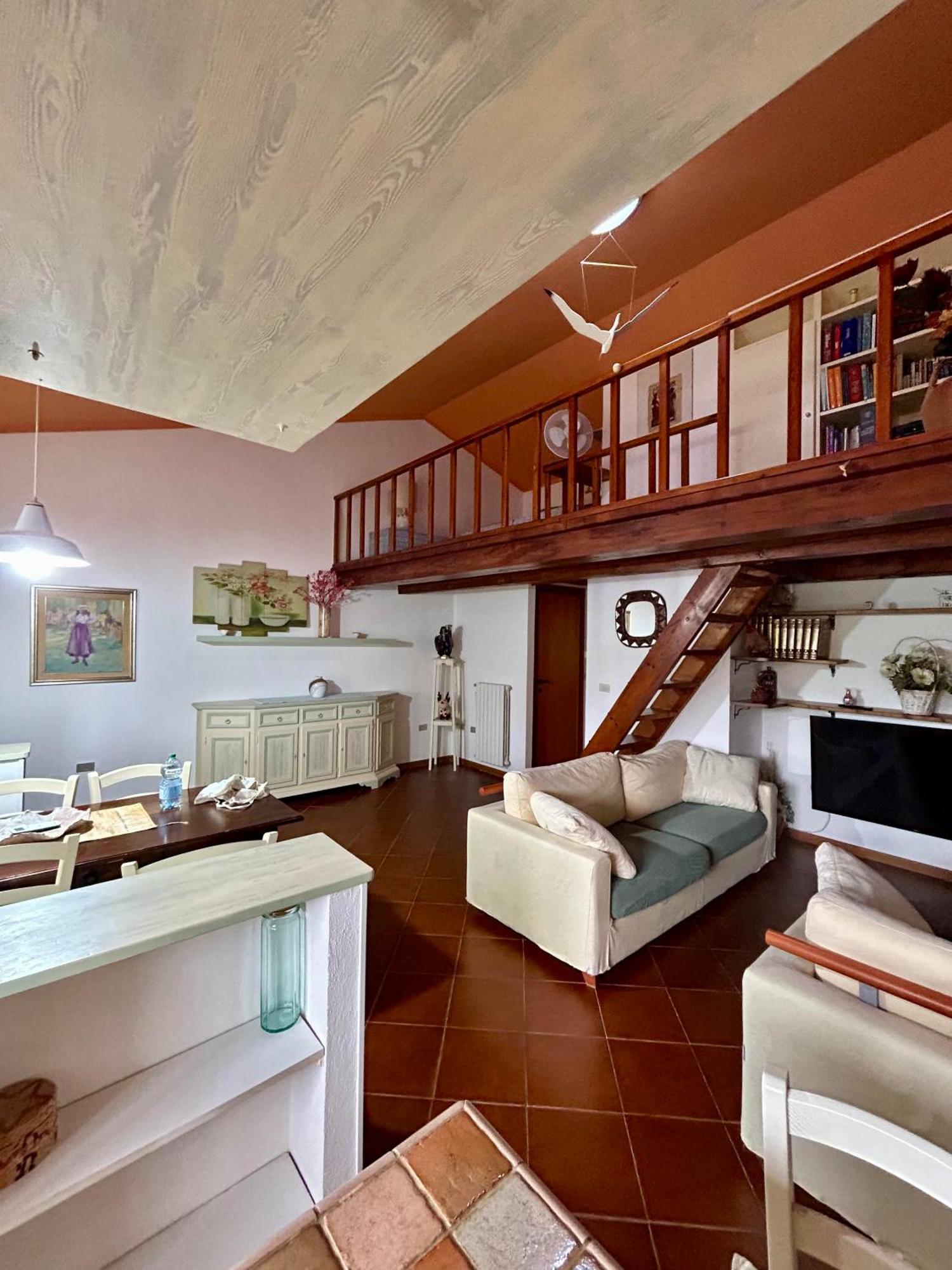 Amazing House 10 Min By Car From The Beach Olbia Ngoại thất bức ảnh